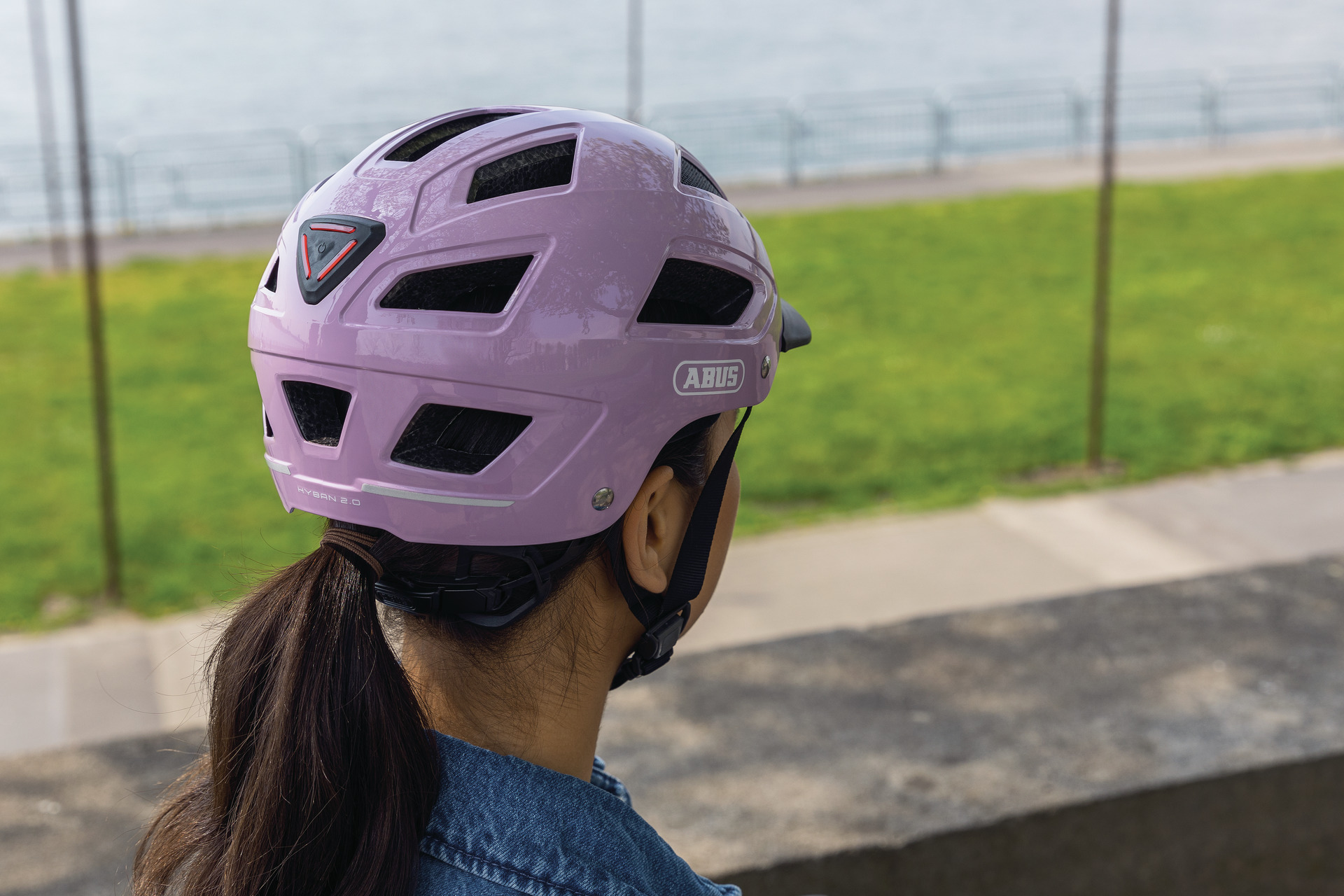 Bike helmet | Hyban 2.0 | with rear LED light | ABUS